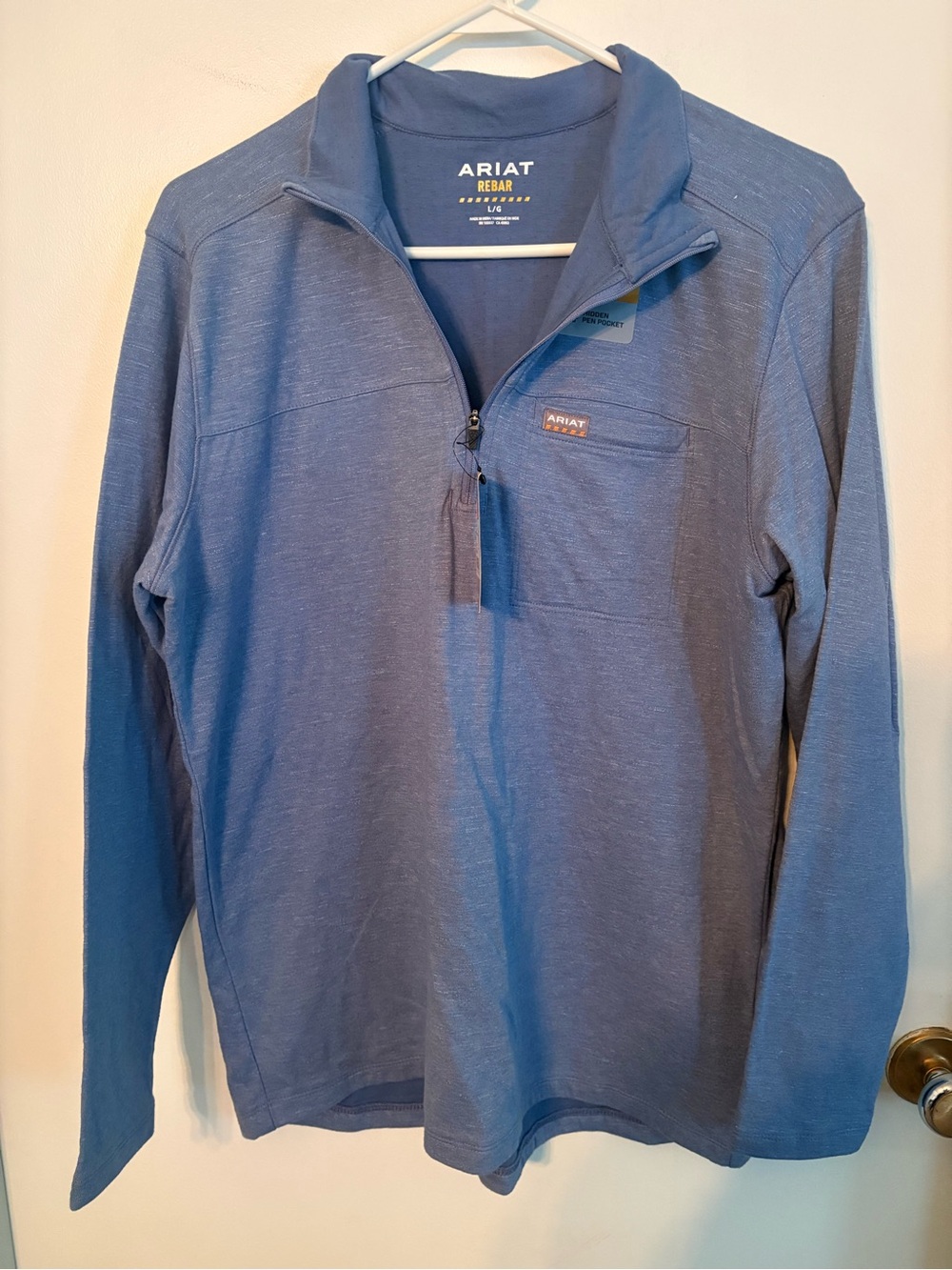 NWT Ariat Women’s  Heathered Blue Quarter-Zip Pullover
